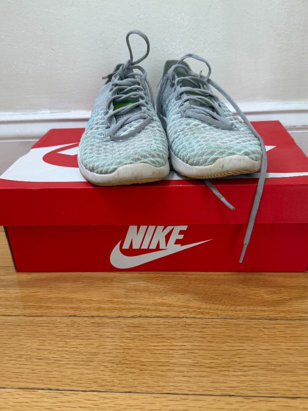 Nike Gray/Light Blue Training Sneakers (Women 6)